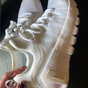 Nike Women's Cream Sneakers
